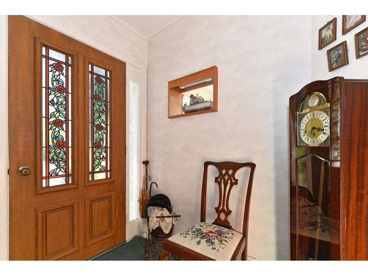 197 The Ridgeway Stoke_4