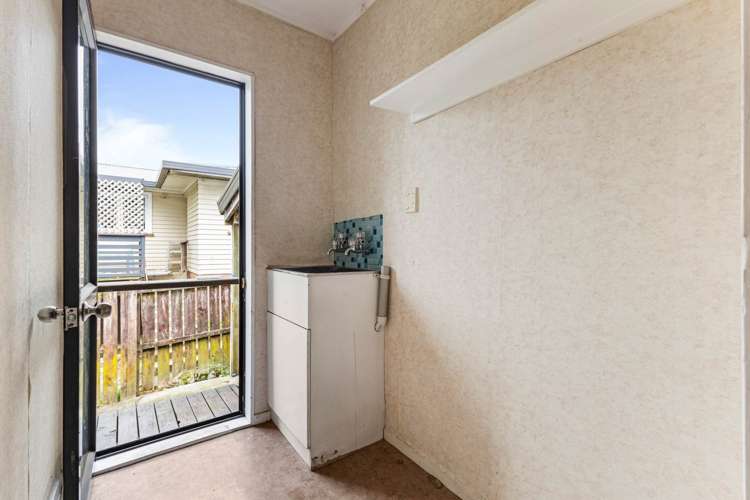 2/16 Boundary Road Papakura_9