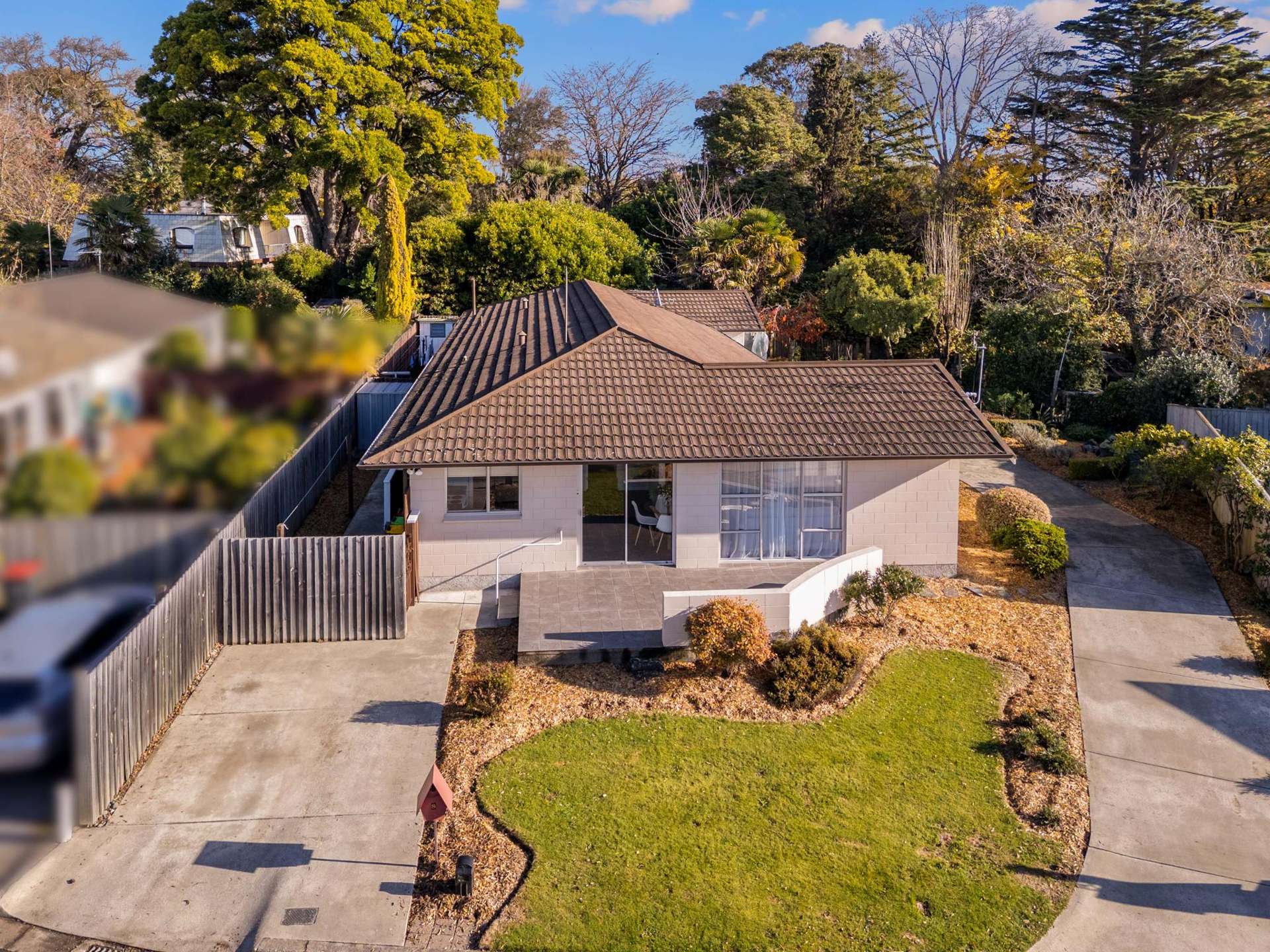 1/8 Hythe Lane Saint Martins_0