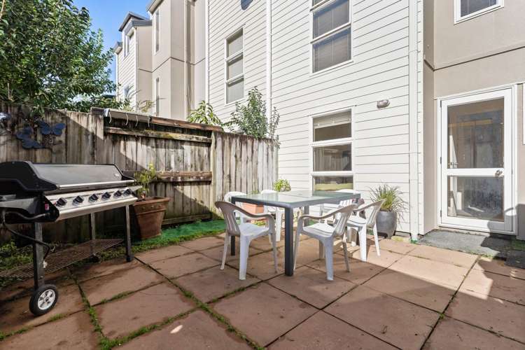 4 Verdale Circle Glen Eden_4