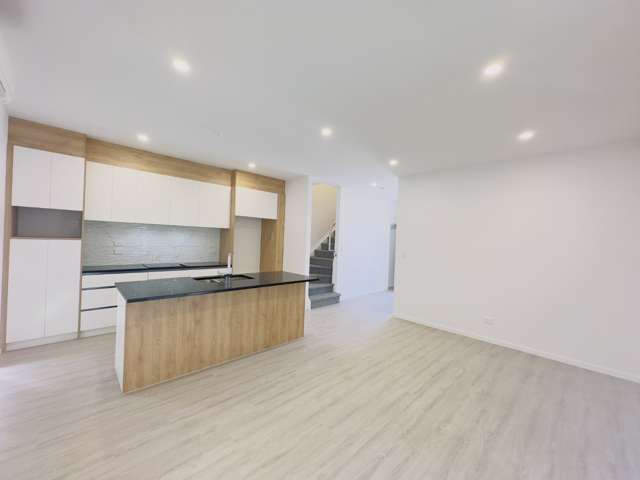 20A Brentford Place 10686_2
