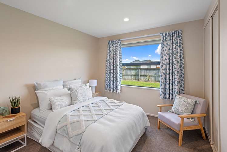 2 Flaxon Place Burwood_15