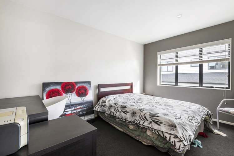 2/81 Francis Street Hauraki_18