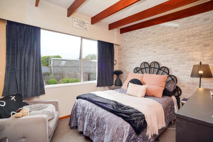 2/50 Fulton Street Gladstone_8