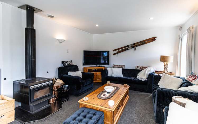 4 Tongariro Place_3