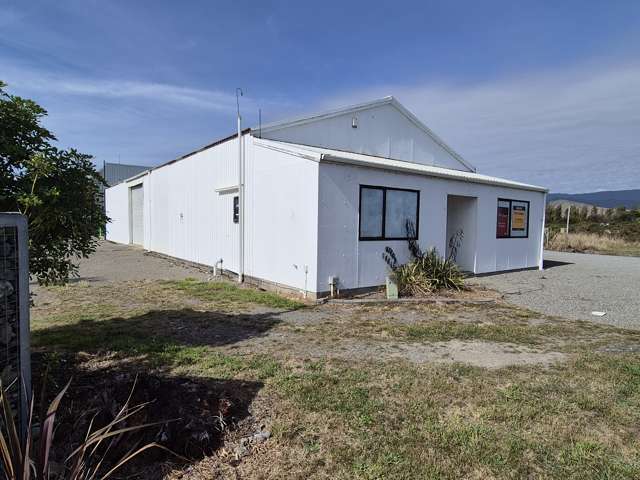 1/50 Riverbank Road Otaki_3