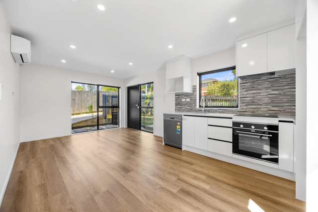 16A Jade Avenue Pakuranga Heights_2