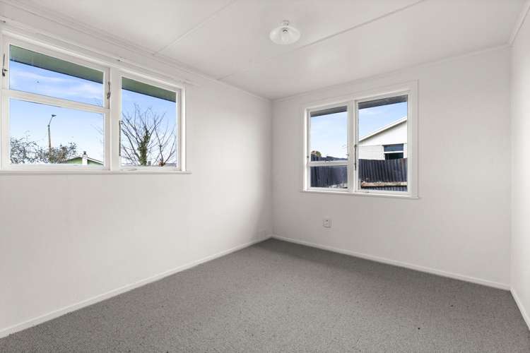 84 Chatham Road Flaxmere_8