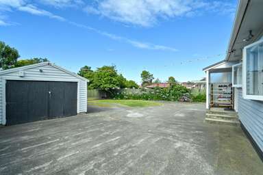 1105 Cunningham Crescent_2