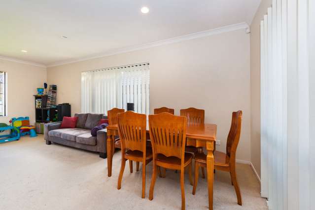 10 Old Park Place Takanini_4