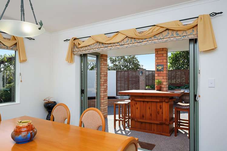 2 Burgundy Park Avenue Henderson_14