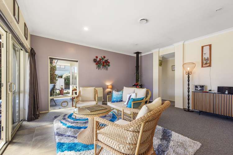 22 Hollybush Drive Brightwater_9