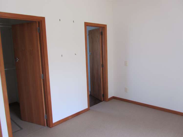 1983 Ohai Clifden Highway Otautau_5