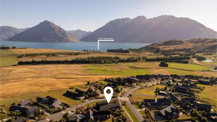 1 Brett Lane Jacks Point_46