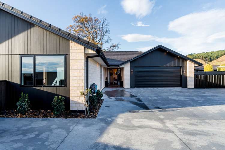 11 Heathfield Drive Mosgiel_5