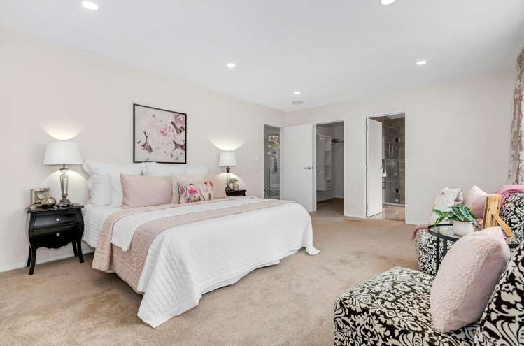 16 Rosewell Crescent Flat Bush_22