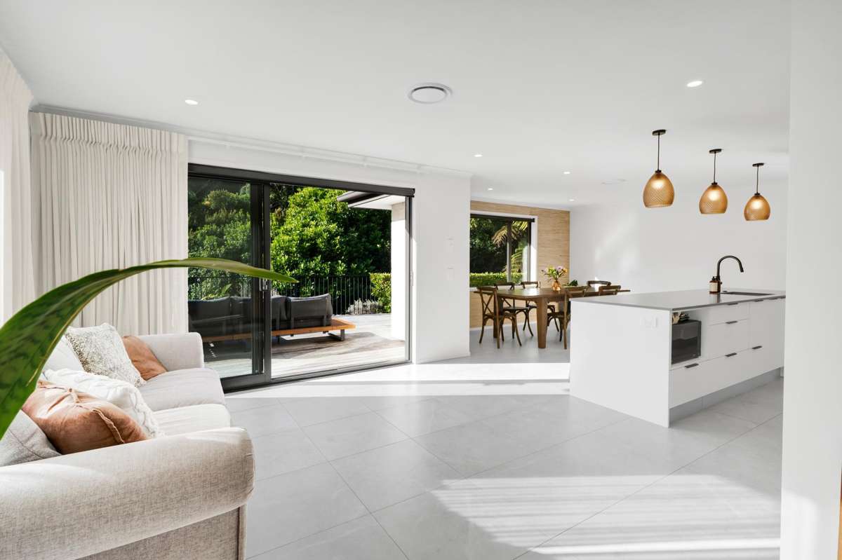 18 Rotokare Crescent_4