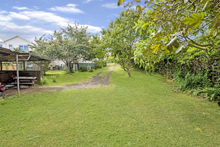 11 Torino Street Point England_11