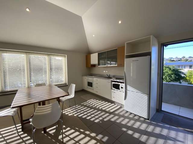 97 (Unit) The Esplanade 1713_4