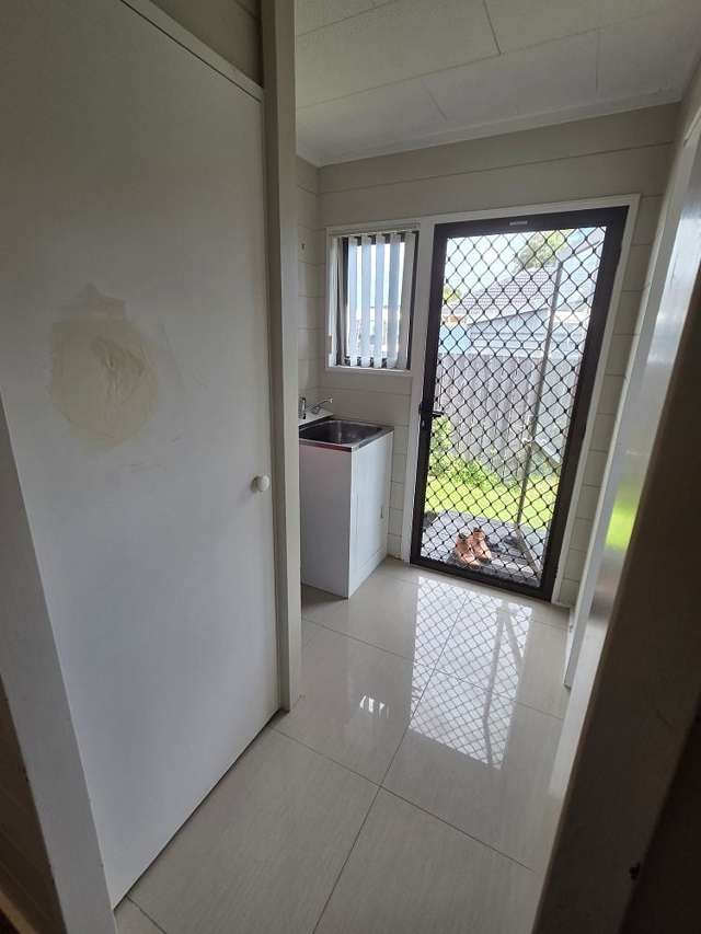 22 Sutton Crescent Papakura_4
