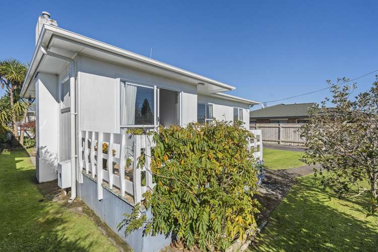 2 Turakina Street Merrilands_14
