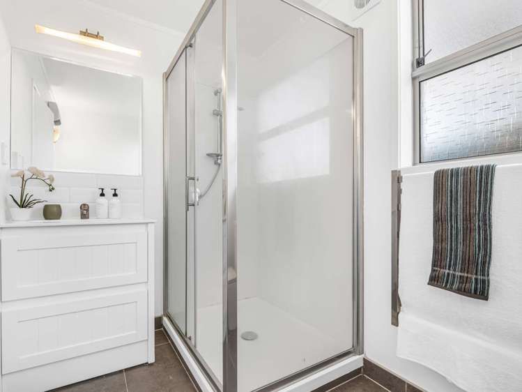 2/485 Blockhouse Bay Road Blockhouse Bay_12