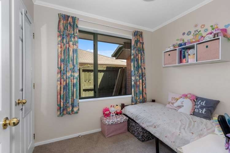 11 Bluebell Lane Woolston_8