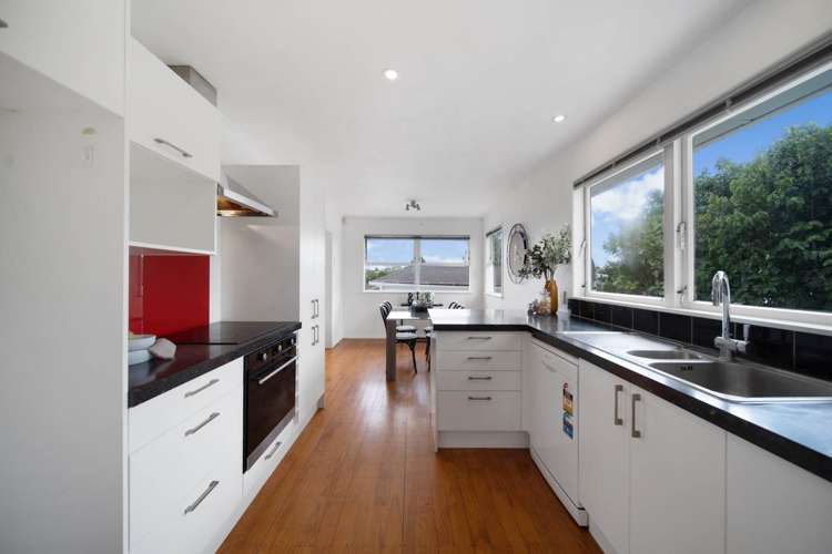 1/363 Pakuranga Road Pakuranga Heights_6