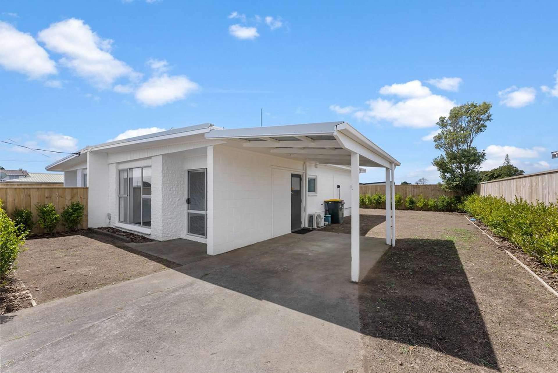 24b & 24c Omata Road Marfell_0