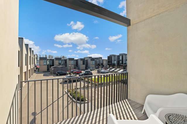 Architectural Inner-City 3 Bedroom Townhouse - Worcester Terraces