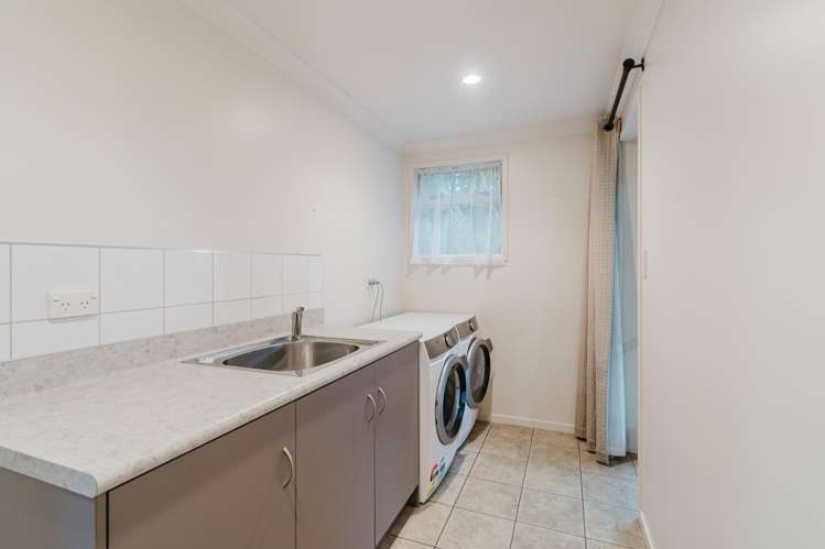 20A Alison Street Hamilton Lake_24