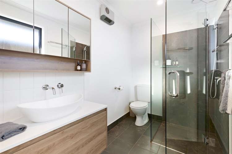 54 Charles Court Lake Hawea_16