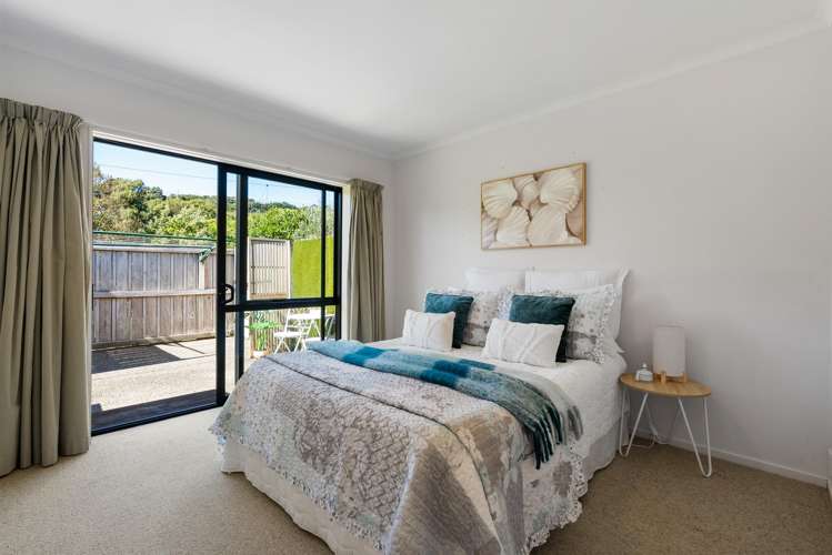 15/42 Main Road Tawa_2