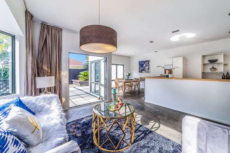 211b Saint Andrews Road Epsom_5