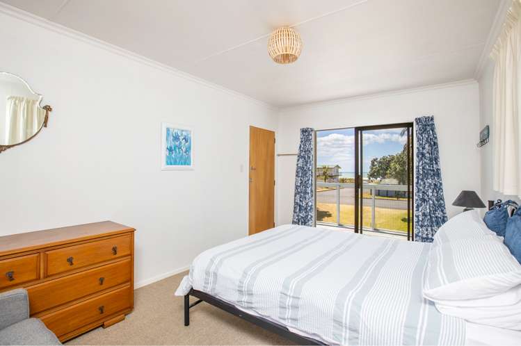 124 Blue Pacific Parade Riversdale Beach_9