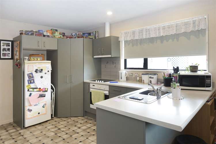 10 Clinton Lane Woolston_5