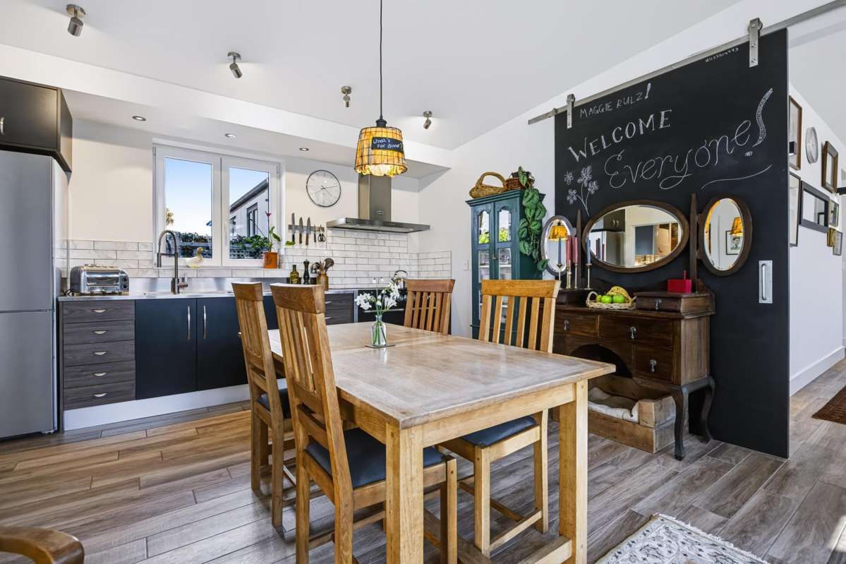27 Tawa Road_2