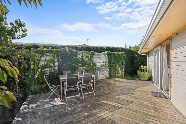 41 Amberley Avenue Te Atatu South_7