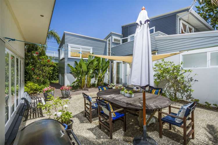 3 Owens Road Devonport_24