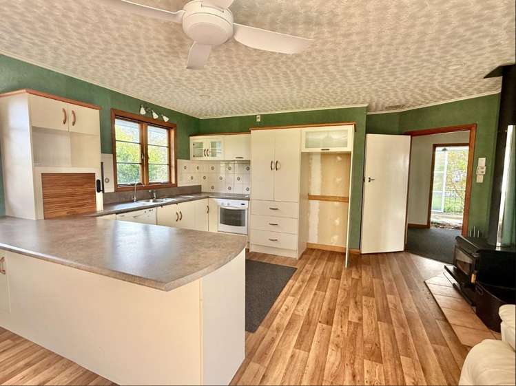 94 Stanley Avenue Te Aroha_5