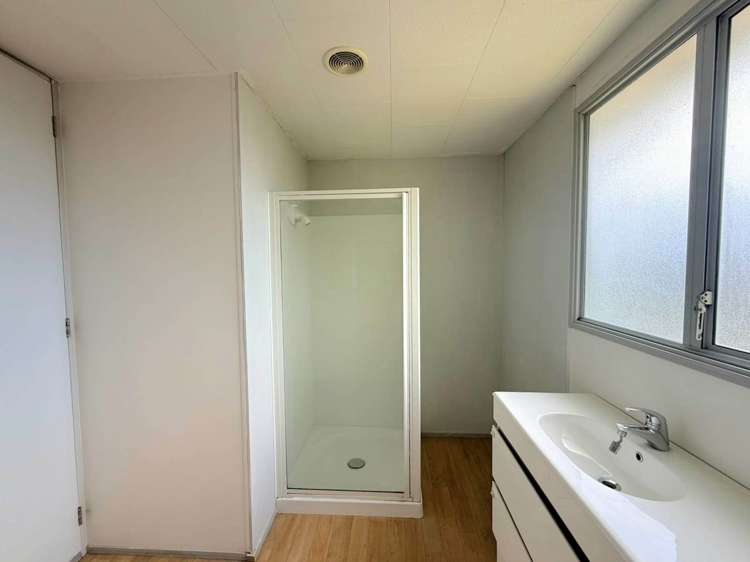 1/26 Barbados Drive Unsworth Heights_9