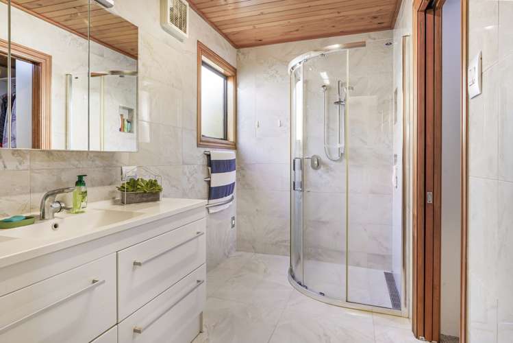 32 Silva Crescent Riverlea_10