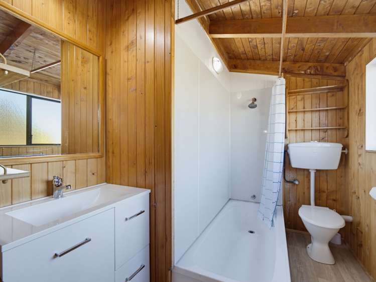 223 Parkhurst Road Parakai_23