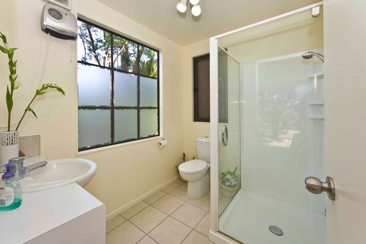 47 Kohu Road Titirangi_15