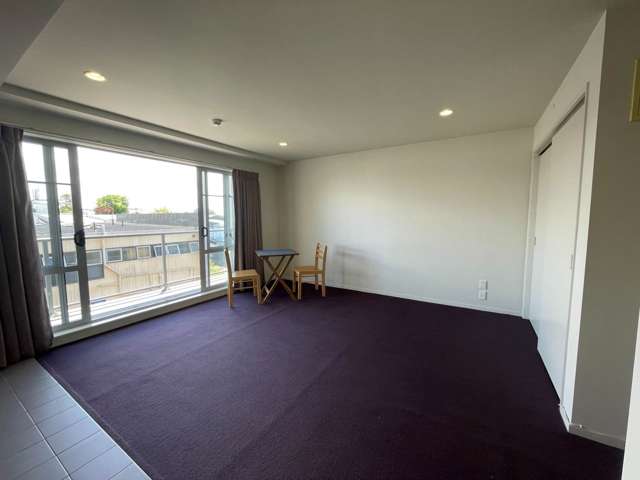 2j/3 Keystone Avenue Mt Roskill_3