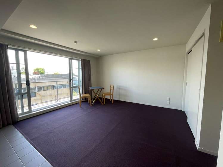 2j/3 Keystone Avenue Mt Roskill_3