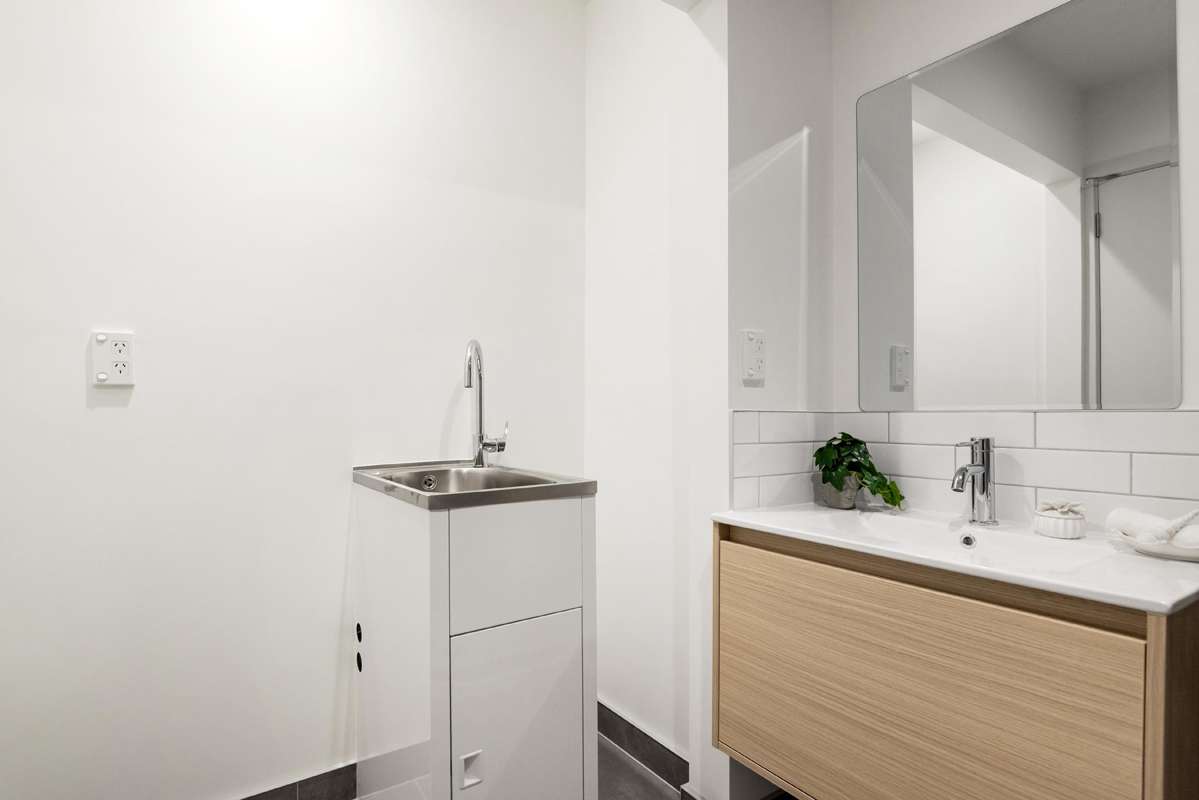 2/42a Arthur Street_4