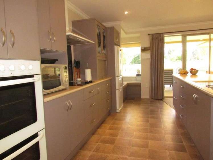 160 Airport Road Alexandra_1