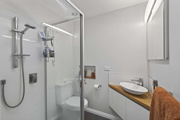 134 Tukapa Street Westown_15