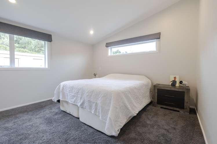 33 Main Road Harihari_10